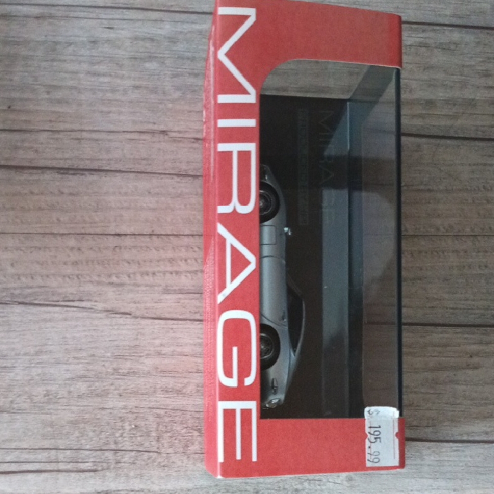 Silver Mirage Model Car - Picture 6 of 8